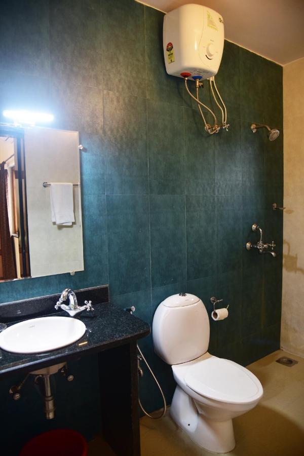 Candolim Grande Resort Extérieur photo