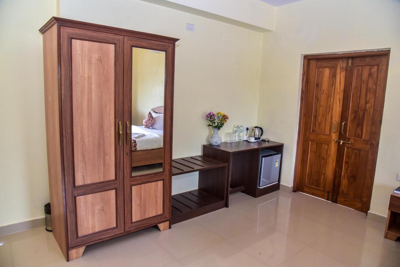 Candolim Grande Resort Extérieur photo
